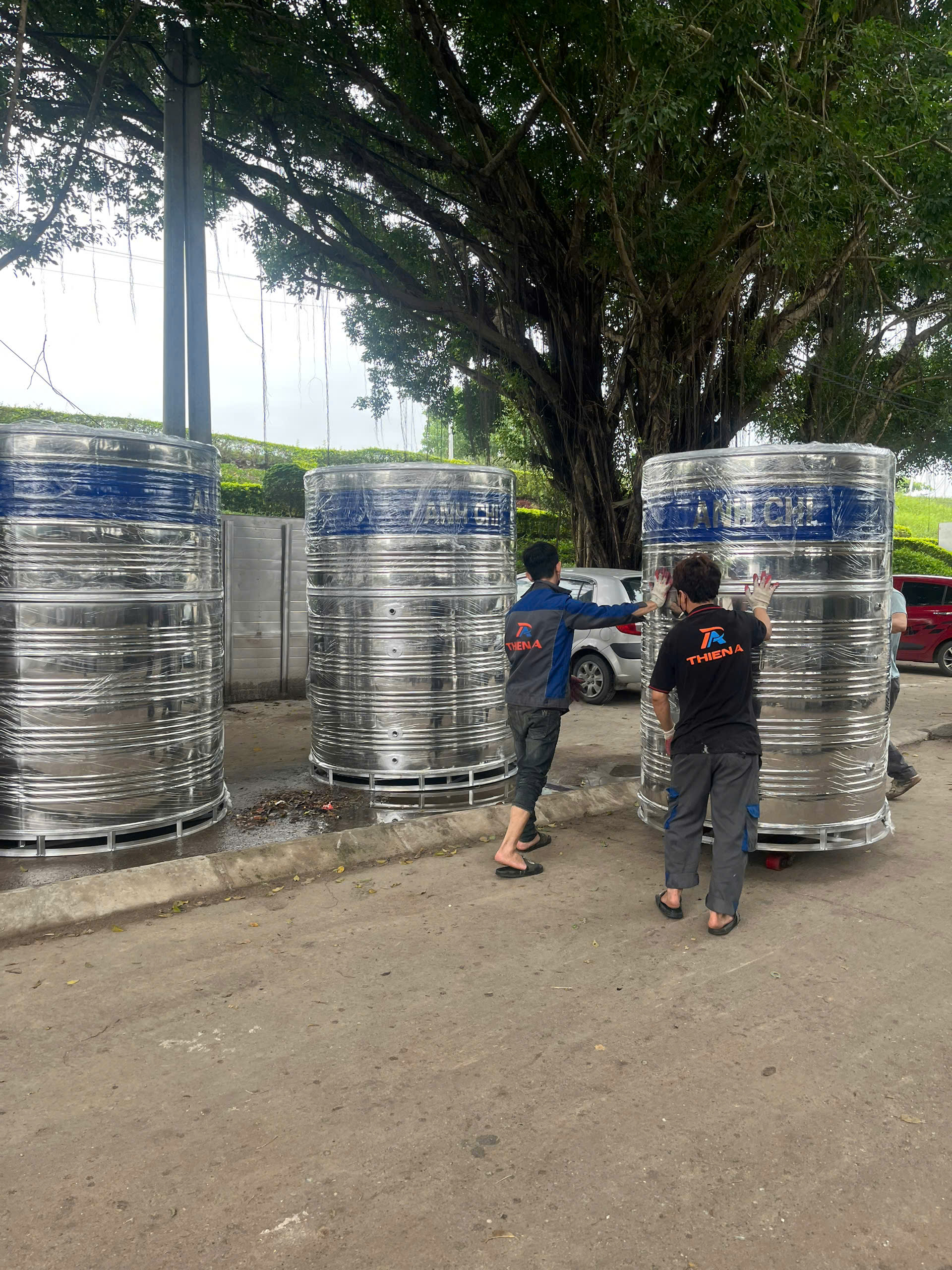 Bồn Bể Công Nghiệp Inox - Giải Pháp Lưu Trữ Bền Bỉ Cho Nhà Máy